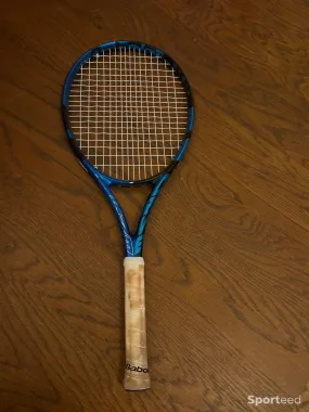Raquette tennis babolat  d'occasion Ajouté le : 09/03/2024