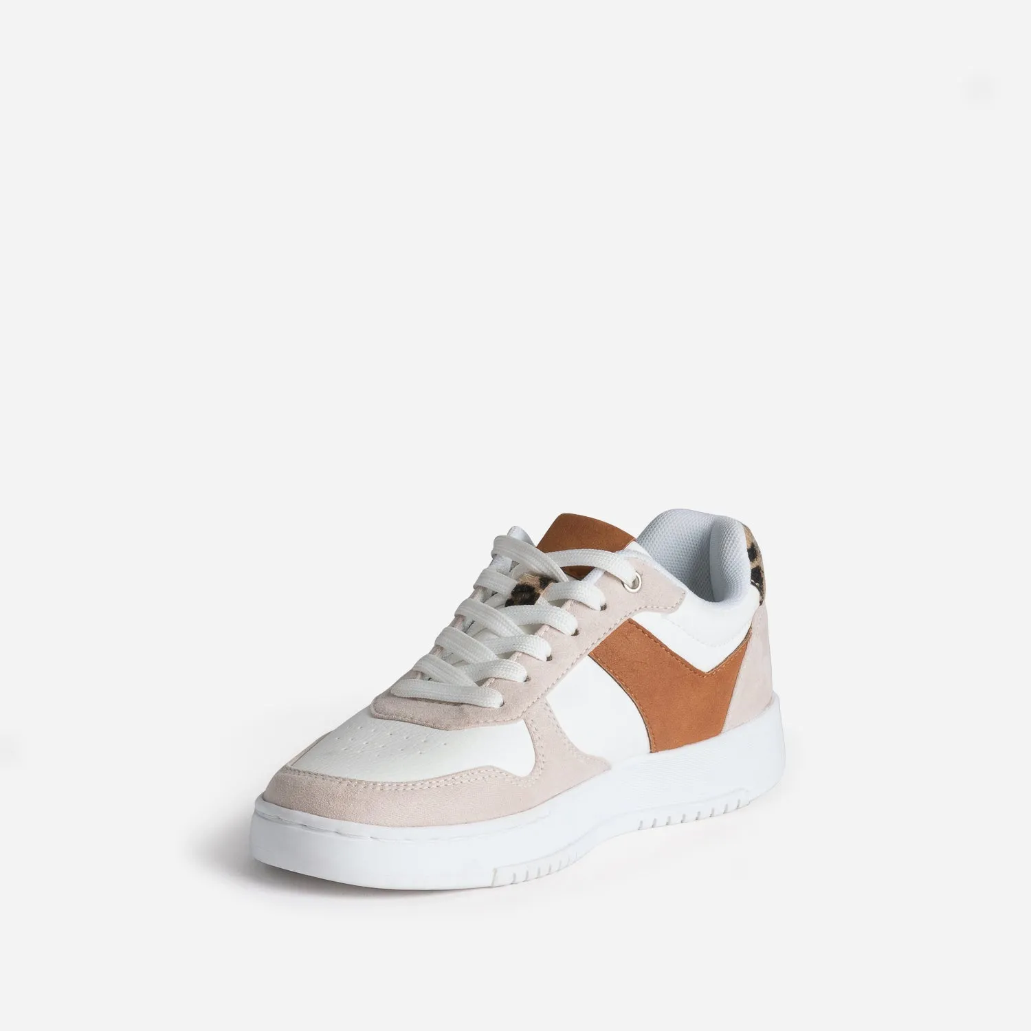 Tennis blanche, beige et motif léopard - Baskets / Tennis Femme | ERAM