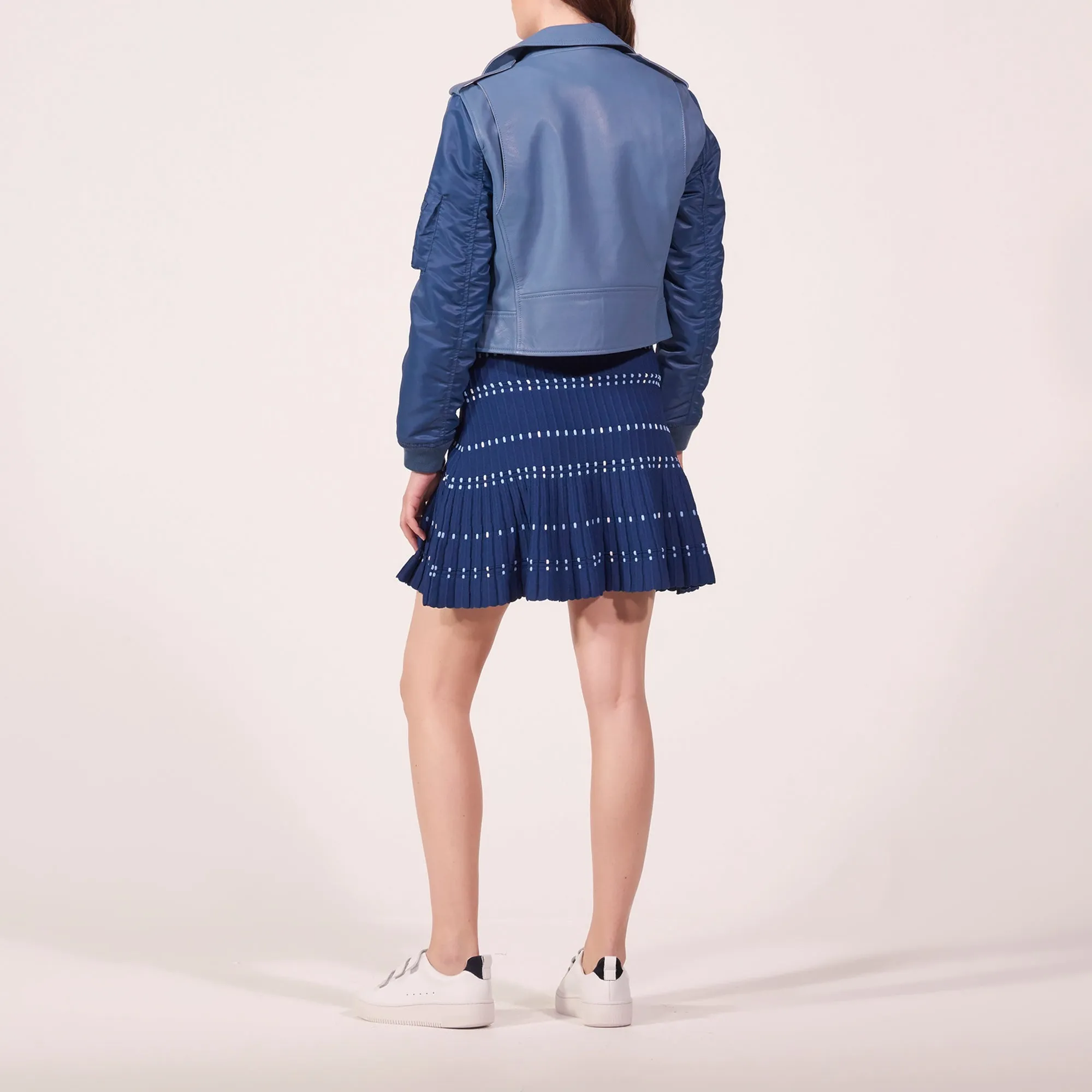 Veste en cuir et manches teddy